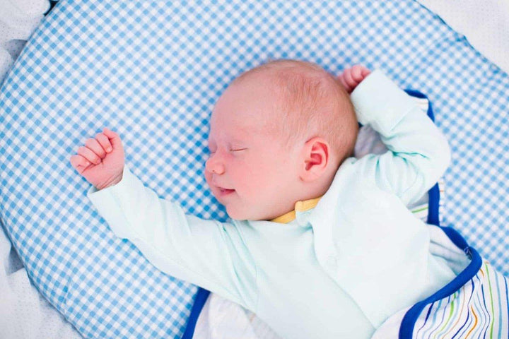 Finding the Best Baby Swaddle Techniques | Formuland